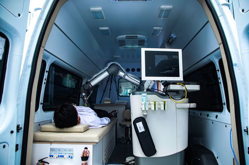 满足多个智慧医疗场景 华大智造三大移动平台亮相 cmef